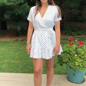 Wrap dress with small black heart print. 🖤